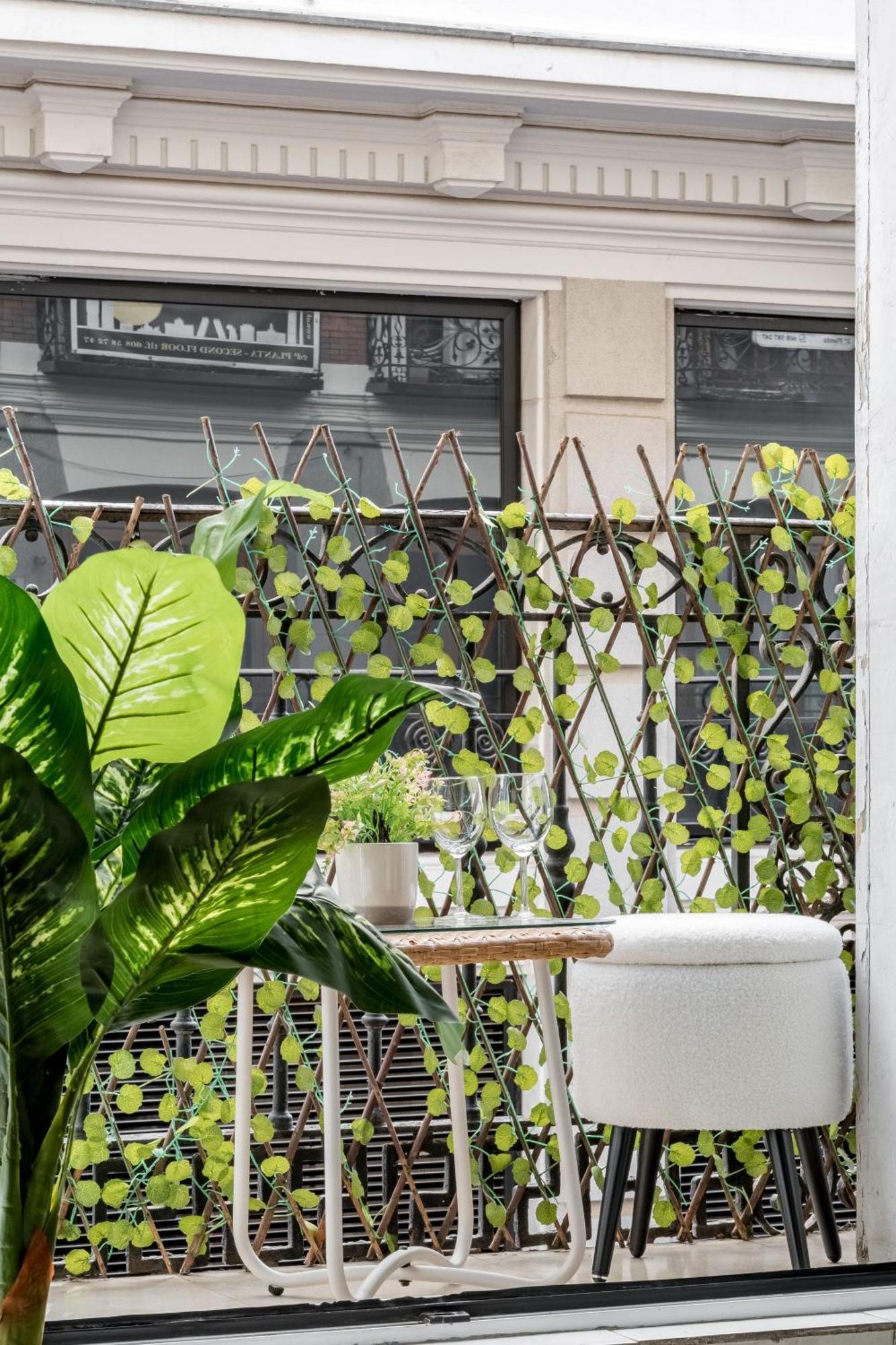 Charming Gran Via Madrid Apartment Exterior foto